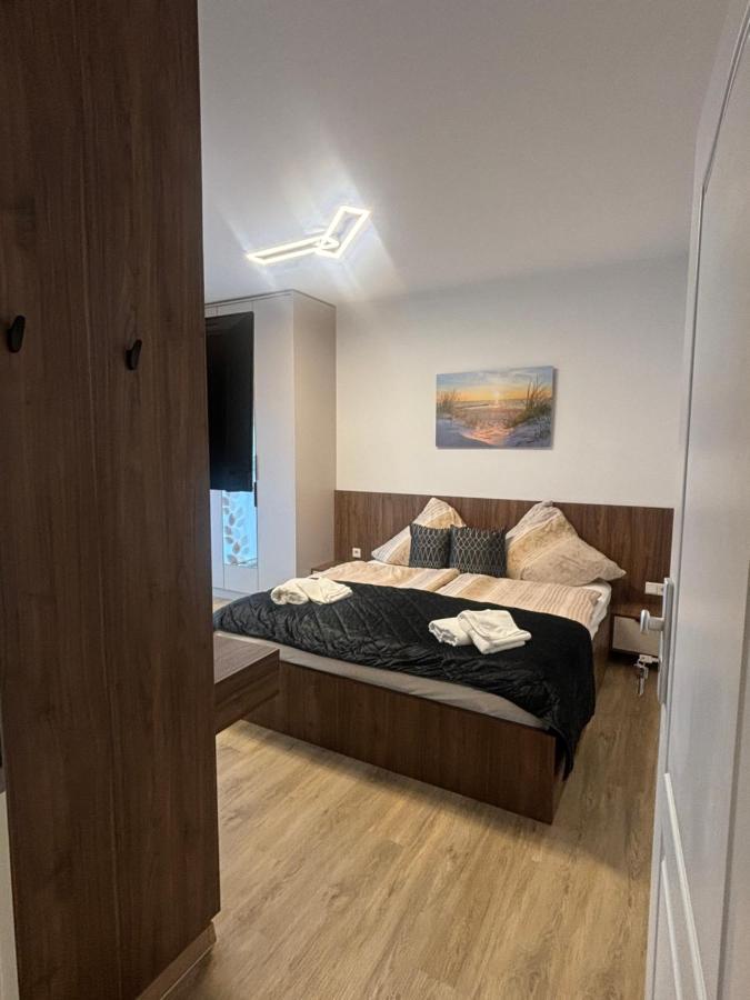 Lenti Duesseldorfer Apartment's Homestay